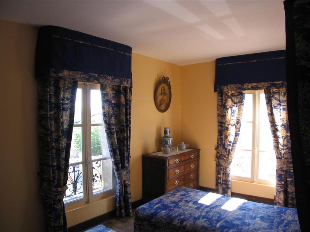 Bed and Breakfast Bize de la Tour à Saint-Bonnet-du-Gard Chambre photo